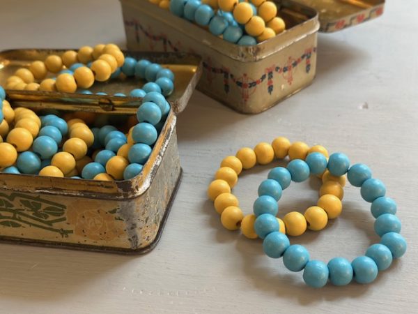 Mariia Sundman - Wooden bead bracelet (Ukrainian colours) - Image 3